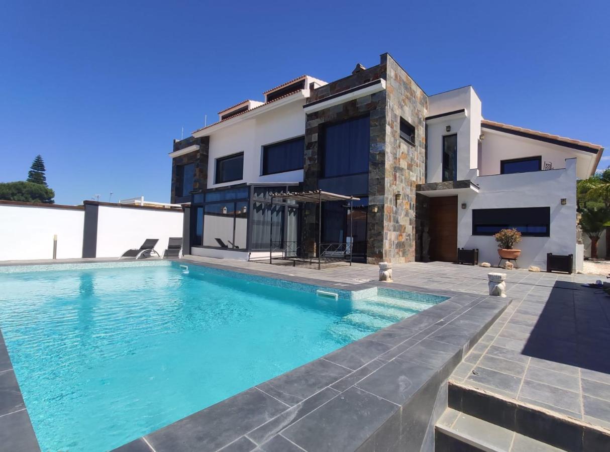 Con Piscina Privada En Casa de Férias Mazagón