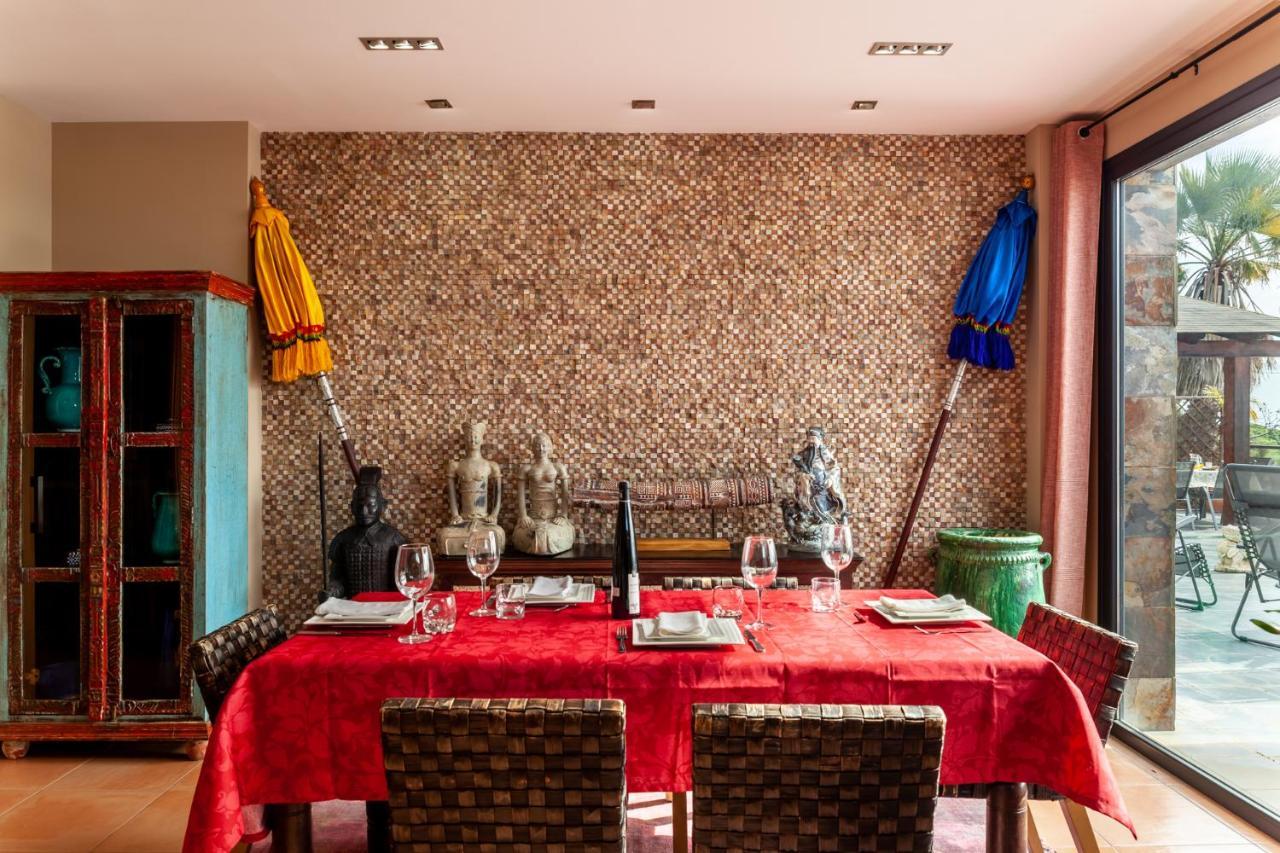 Con Piscina Privada En Ferienhaus *